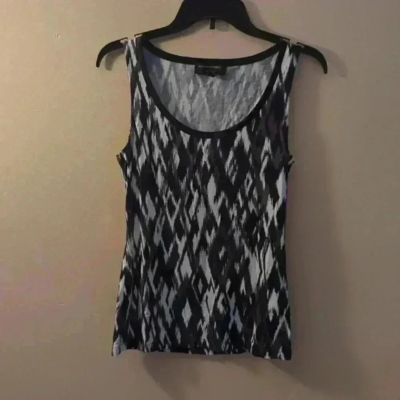 banana Republic tank top, small, black and white - Picture 2 of 4